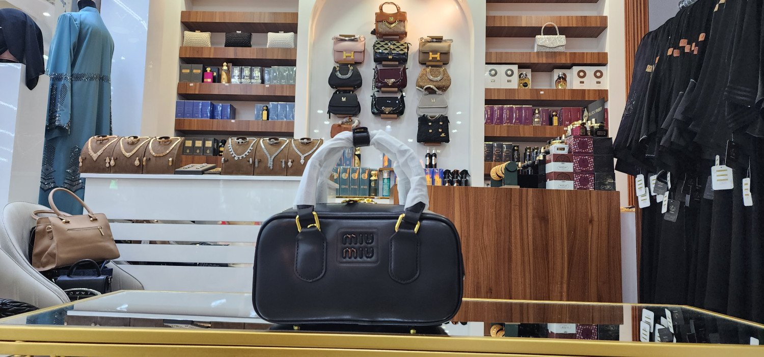 حقيبة يد نسائية بتصميم بوسطن، كتف واحد، صغيرة كلاسيكية، إغلاق بسحاب،متوفرة باللونات البني الفاتح/قهوة/أسود، مع تصميم اختياري للارتداء اليومي، التسوق، أو كهدية